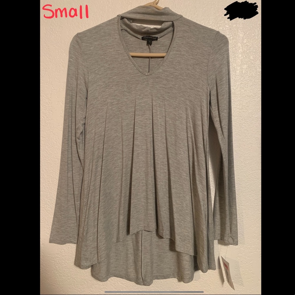 Long sleeve grey blouse with choker